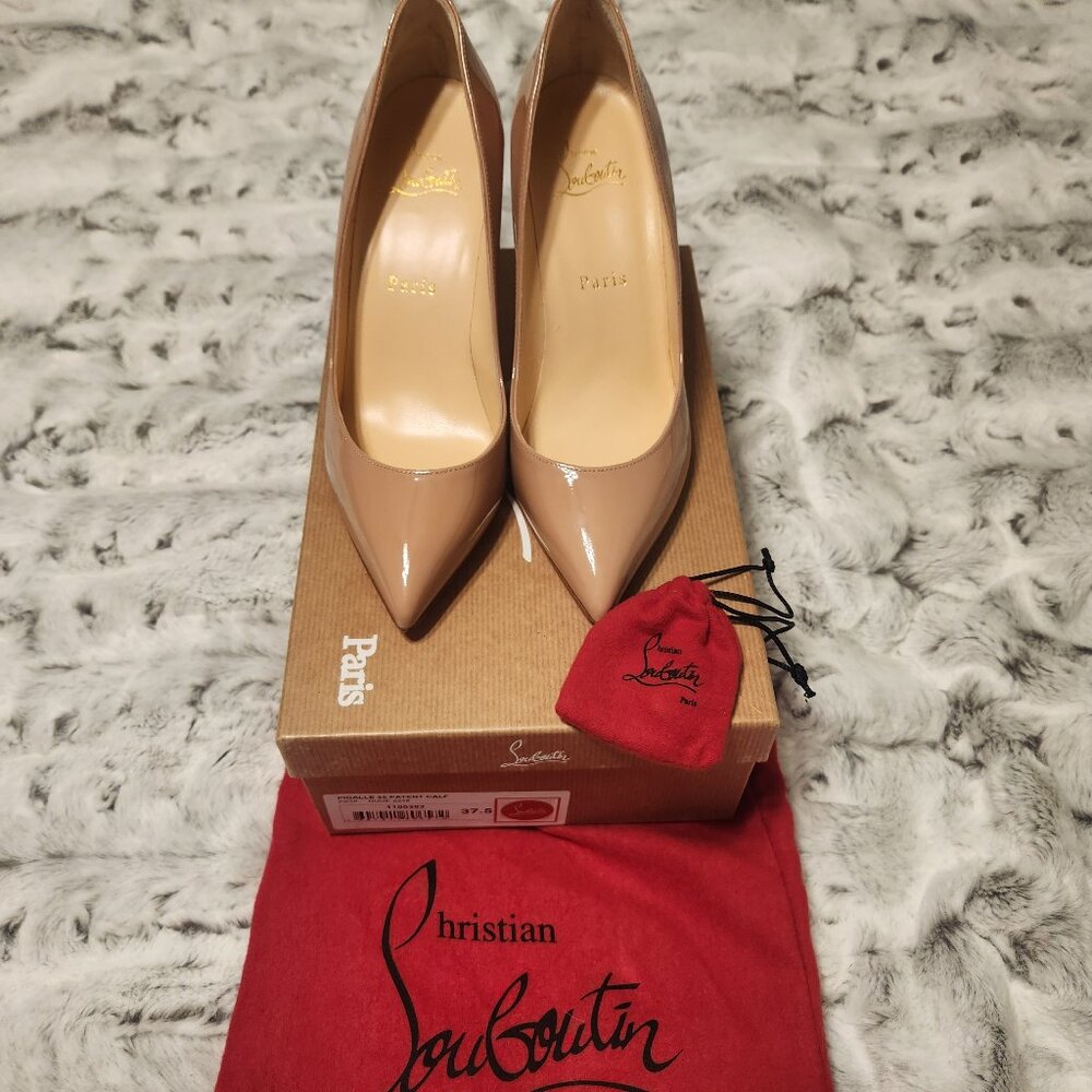 Christian Louboutin Pigalle 85 Patent Nude Pumps Size 37.5 Classic Red Bottoms